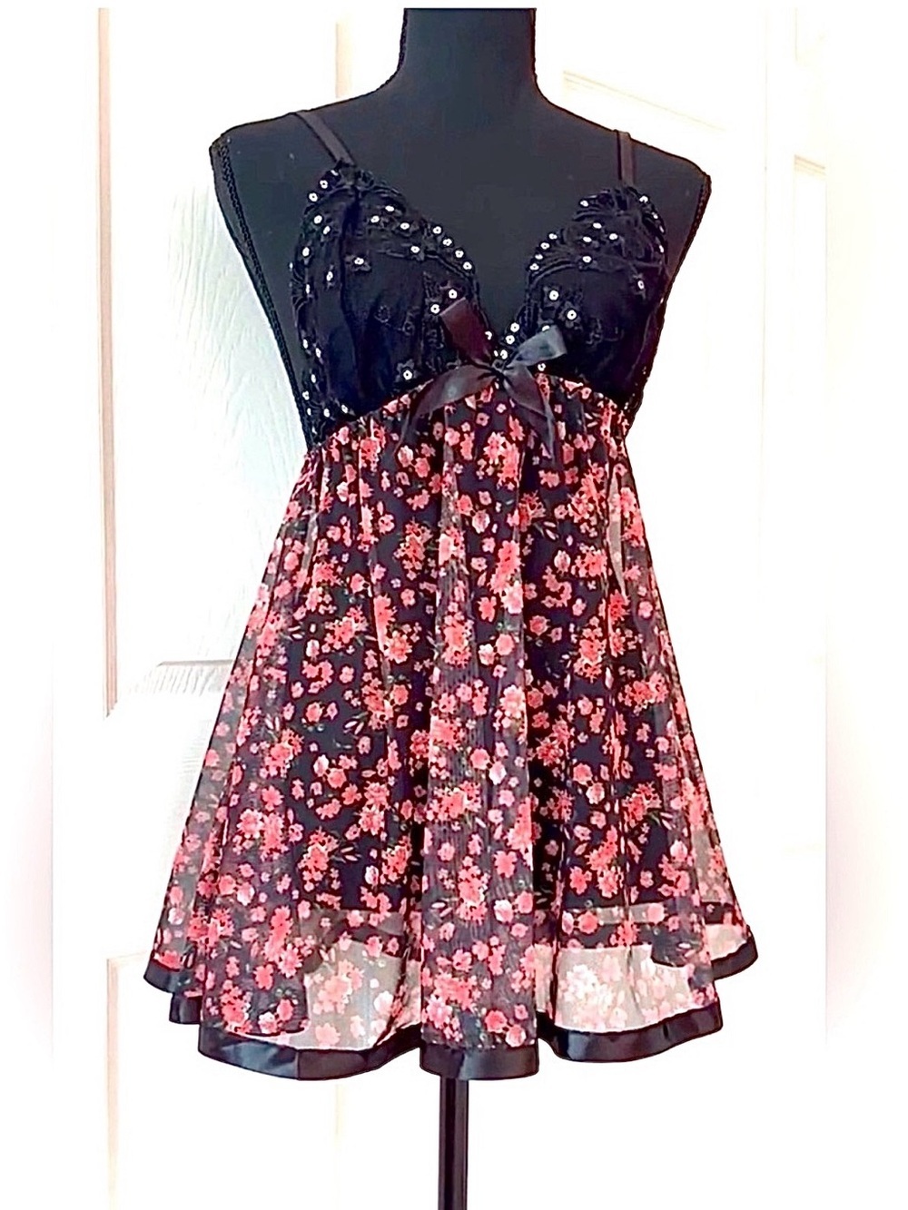 INTIMATE APPAREL ~ Floral Black and Pinkish Red Babydoll Dress w/Matching Thong